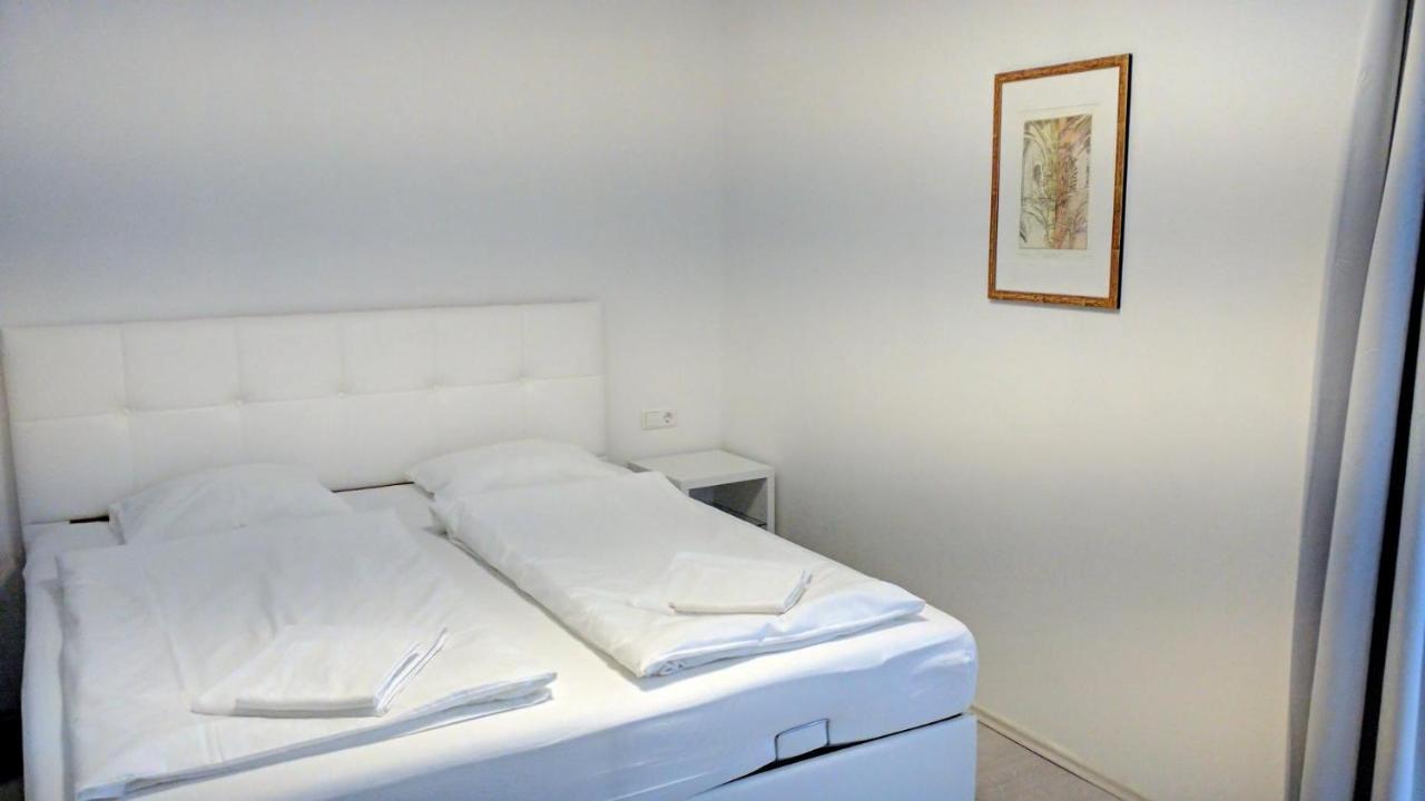 204 Paris 59M2 4-8 Pers Extr Bedroom Klagenfurt am Woerthersee Dış mekan fotoğraf